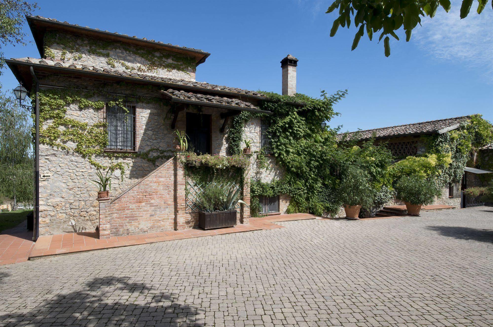 Il Pietreto Hotel 3*